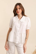SHORT-SLEEVED BUTTONED BLOUSE WITH PETER PAN COLLAR AND FADED TONE: white / One size