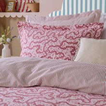 PINK AND BERRY WIGGLE DUVET SET