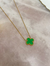 CLOVER NECKLACE