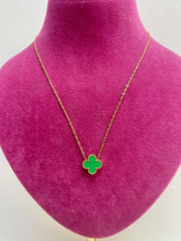 CLOVER NECKLACE