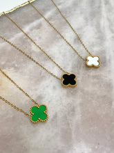 CLOVER NECKLACE