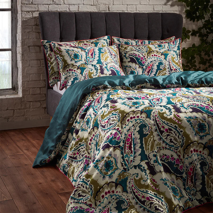 PAISLEY SATEEN DUVET SET- DOUBLE