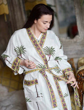 PALM TREES PRINT DRESSING GOWN